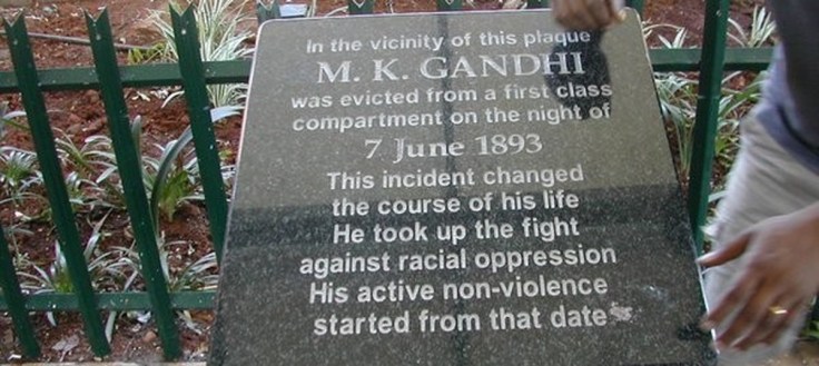 gandhiji thrown out of train
